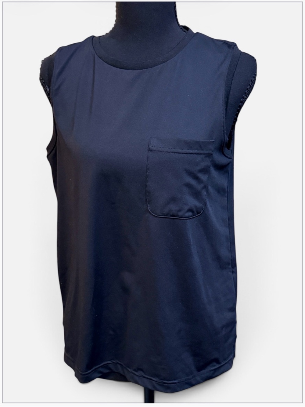 Tnuck Sport Black Sleeveless Pocket Tank Top - Size S